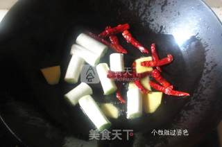 鸡腿炖香菇的做法步骤：2