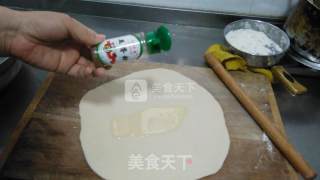美味花卷的做法步骤：5