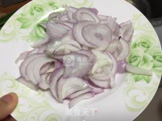 爆炒墨鱼仔的做法步骤：2