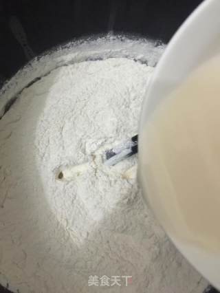 奶香粗粮动物小馒头的做法步骤：7