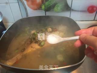 雪菜黄鱼汤的做法步骤：8