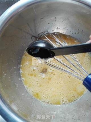 黄豆酱海绵蛋糕的做法步骤：3