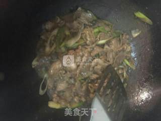 葱爆羊肉的做法步骤：6