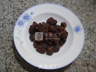 荔枝煮汤圆的做法步骤：2