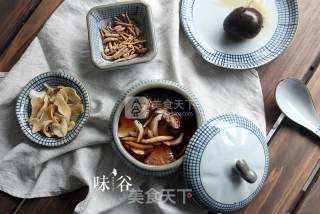 太子参百合瘦肉汤的做法步骤：4