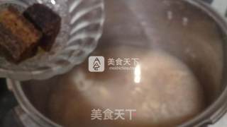 玫瑰香红米莲藕粥的做法步骤：6