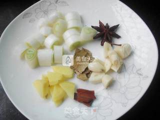 红烧排骨的做法步骤：4