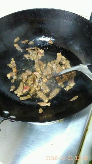 双花牛肉的做法步骤：4