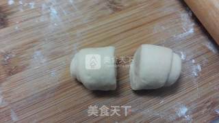 花团紧簇——花朵蜂蜜小面包的做法步骤：6