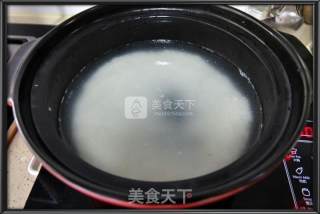 暖心海鲜粥的做法步骤：1