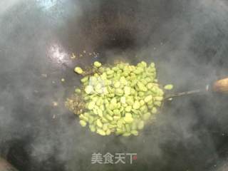 咸菜炒蚕豆的做法步骤：3