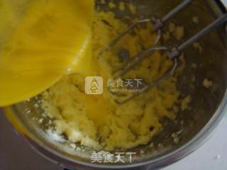 红丝绒小蛋糕的做法步骤：1