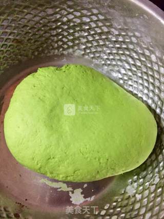 百财翡翠蒸饺的做法步骤：3