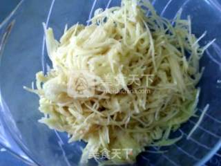 葱香土豆丝饼的做法步骤：5