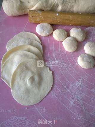 韭菜鸡蛋水饺的做法步骤：9