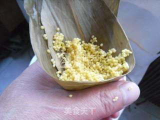 黄米粽子的做法步骤：9