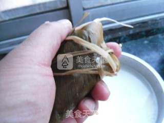 黄米粽子的做法步骤：11