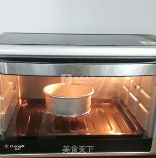 无油戚风蛋糕(水浴法)的做法步骤：12