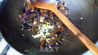 酱爆茄子的做法步骤：7