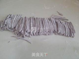 黑米水和面的炒面的做法步骤：7
