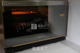 牛油果坚果磅蛋糕条的做法步骤：8
