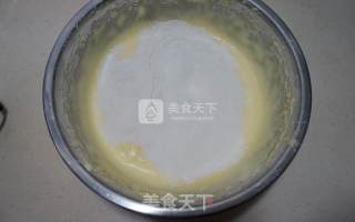 小熊维尼海绵蛋糕的做法步骤：4