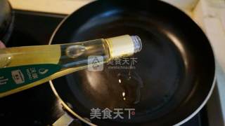 火腿炒银芽的做法步骤：3