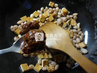 香干炒花生米的做法步骤：6
