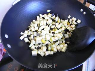 茄丁素面的做法步骤：2