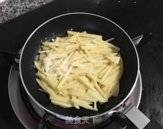 五彩土豆饼的做法步骤：4