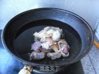 鸡杂乱炖的做法步骤：3