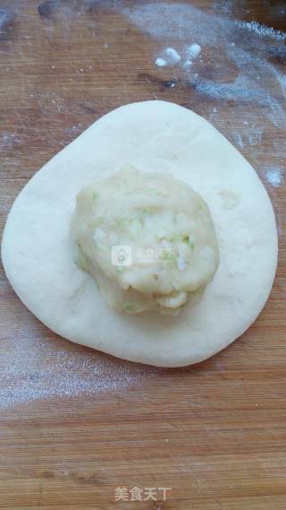 葱香油酥烧饼的做法步骤：7