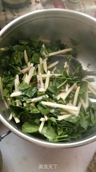 菠菜汤的做法步骤：8