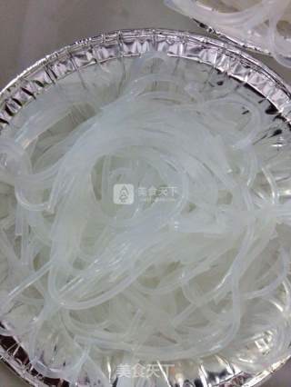 墨鱼仔蒸粉丝的做法步骤：6