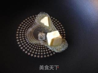 黑芝麻花生牛轧糖的做法步骤：2