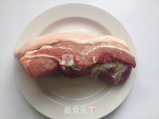 炸酥肉的做法步骤：1