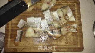 红烧无头鱼的做法步骤：1