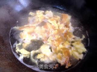 豌豆尖鸡蛋汤的做法步骤：4