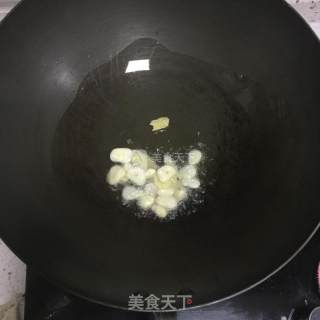 圆菇烧鸡爪的做法步骤：5