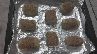 卷起吃也够味——火腿芝士小卷包的做法步骤：7