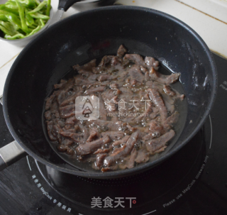 黑椒牛柳的做法步骤：4