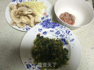 雪菜肉丝面-片儿川的做法步骤：1