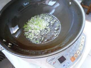 酱汁炒饭的做法步骤：2