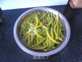 金针丝瓜的做法步骤：2