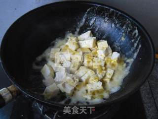金沙豆腐的做法步骤：6