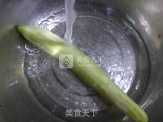 梅干菜腐竹煮夜开花的做法步骤：2