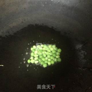 金针菇鸡蛋饼的做法步骤：5