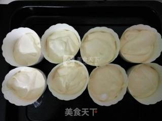 马斯卡彭奶酪纸杯蛋糕的做法步骤：7