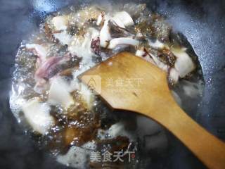 笋干菜烧墨鱼鲞的做法步骤：6