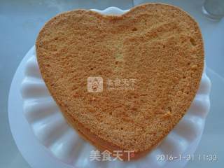 芒果慕斯蛋糕的做法步骤：1